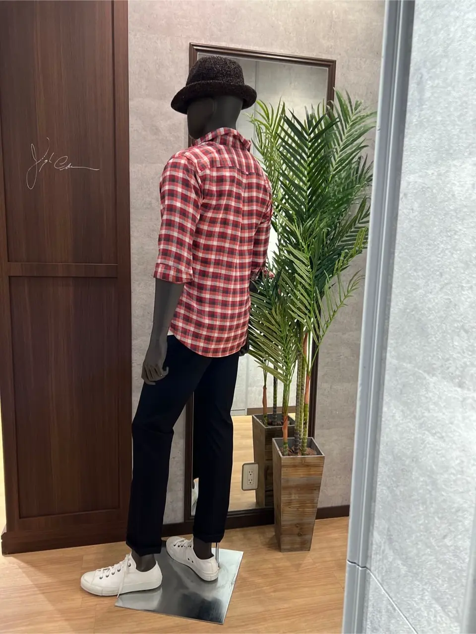 JOSEPH ABBOUD 上條 コーディネート画像