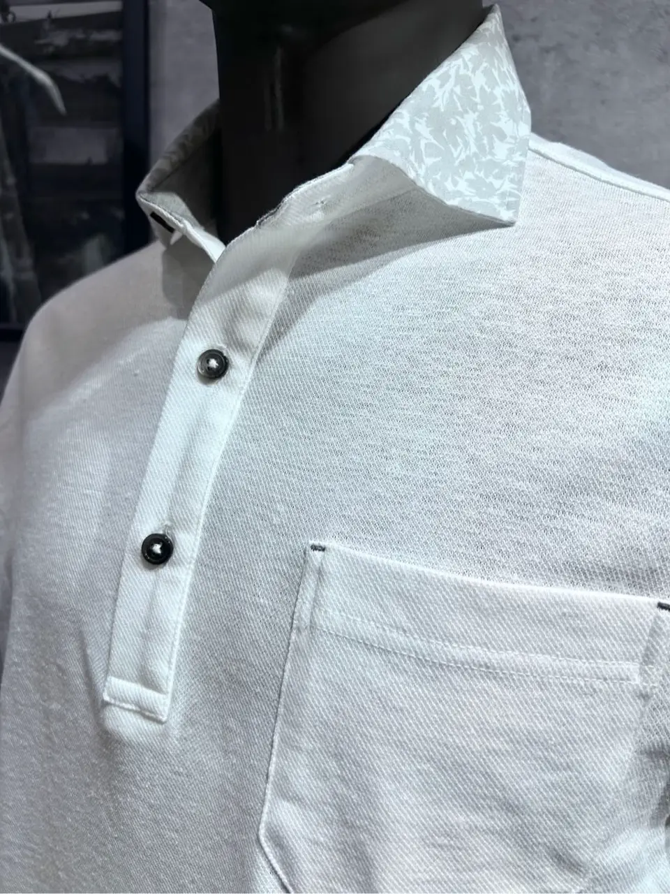 JOSEPH ABBOUD 二澤 コーディネート画像