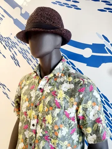 JOSEPH ABBOUD 亀井 コーディネート画像