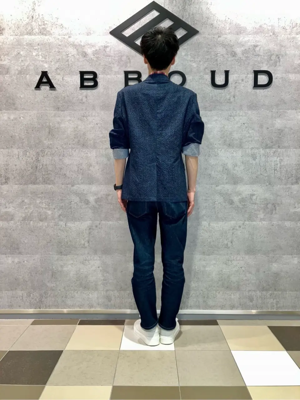 JOSEPH ABBOUD 足立 コーディネート画像