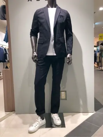 JOSEPH ABBOUD 川田 コーディネート画像