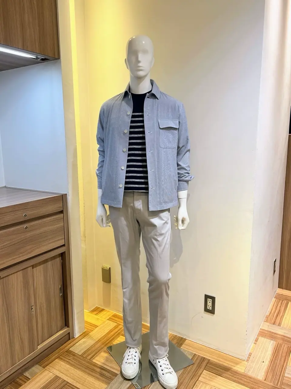 JOSEPH ABBOUD 森部 コーディネート画像