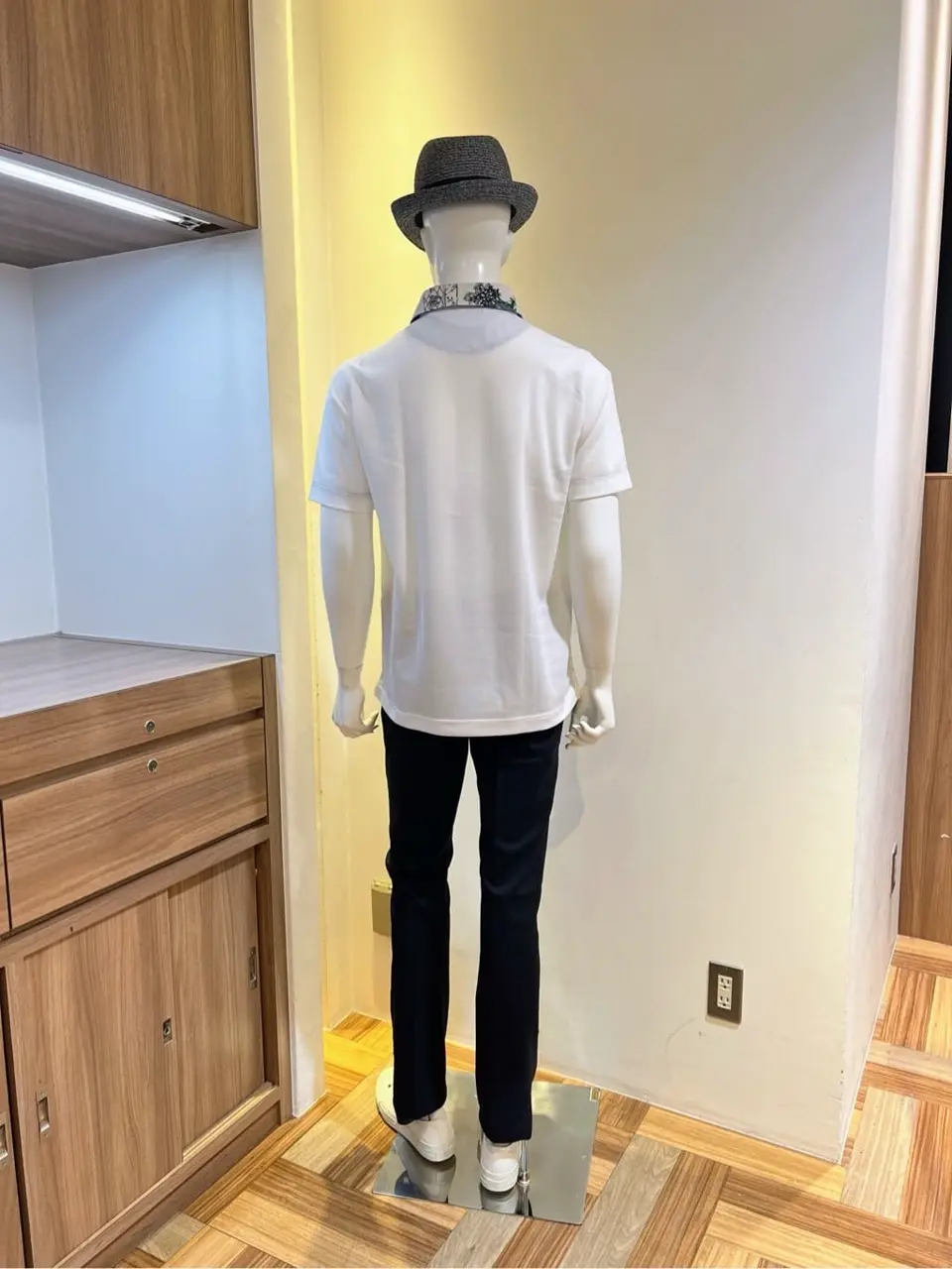 JOSEPH ABBOUD 森部 コーディネート画像