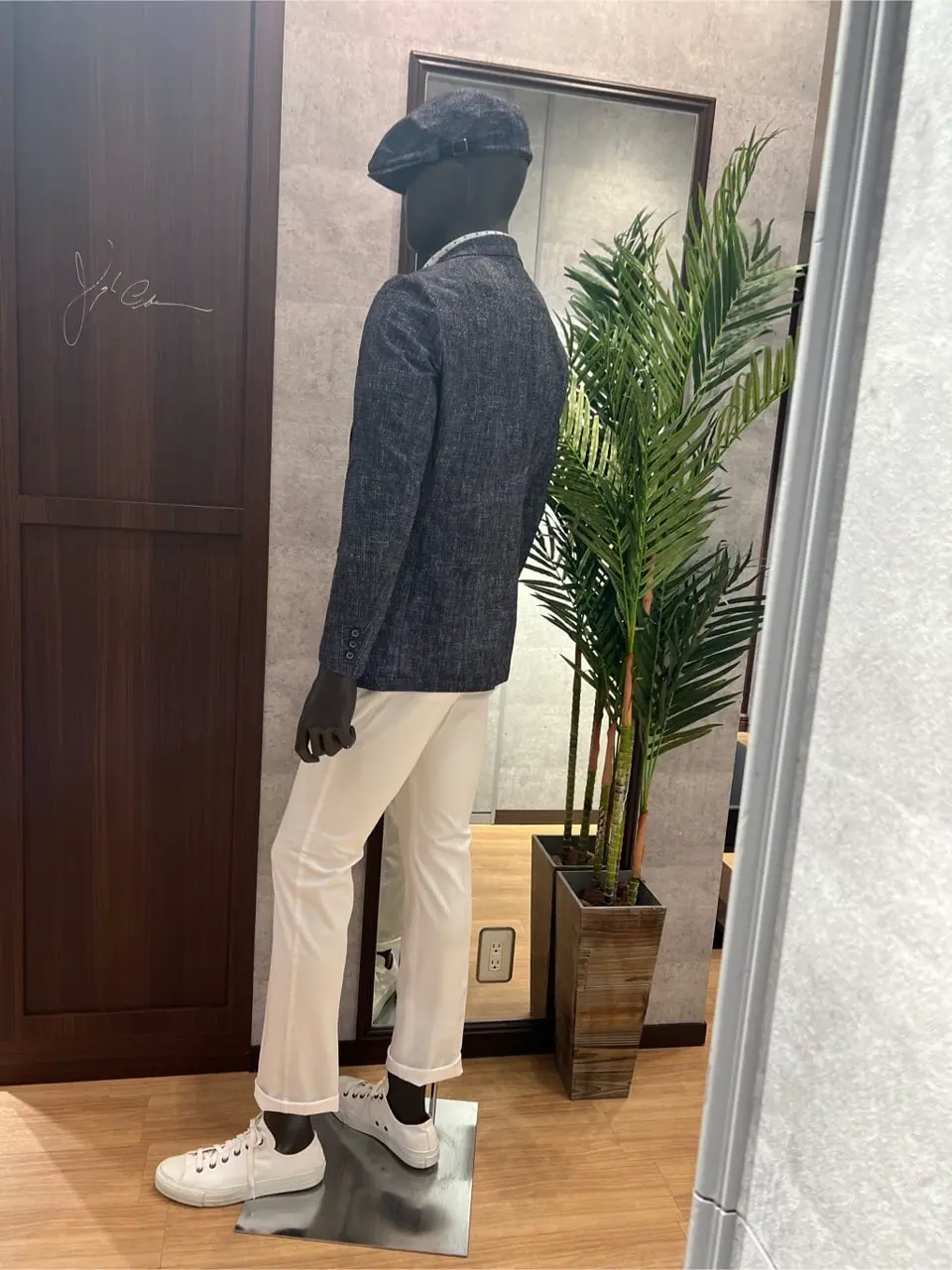 JOSEPH ABBOUD 上條 コーディネート画像