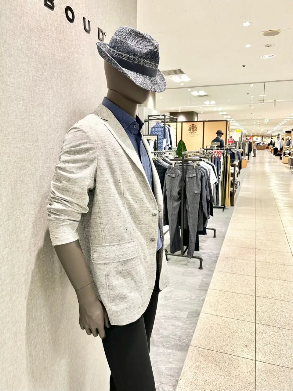 JOSEPH ABBOUD 上田 コーディネート画像