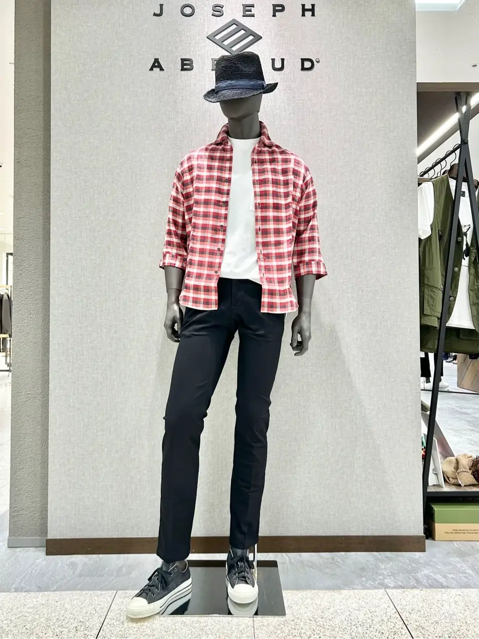 JOSEPH ABBOUD 上田 コーディネート画像