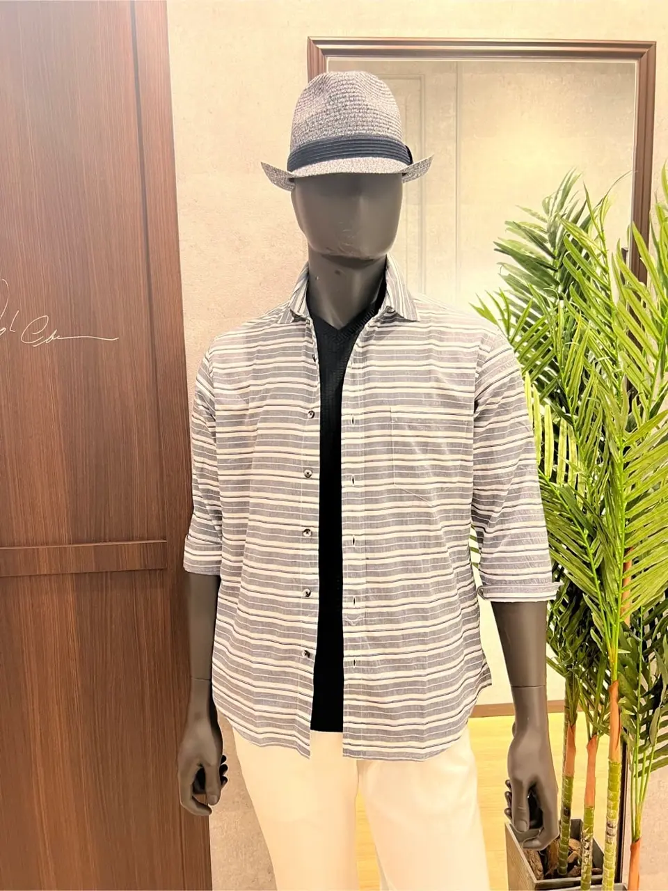 JOSEPH ABBOUD 上條 コーディネート画像