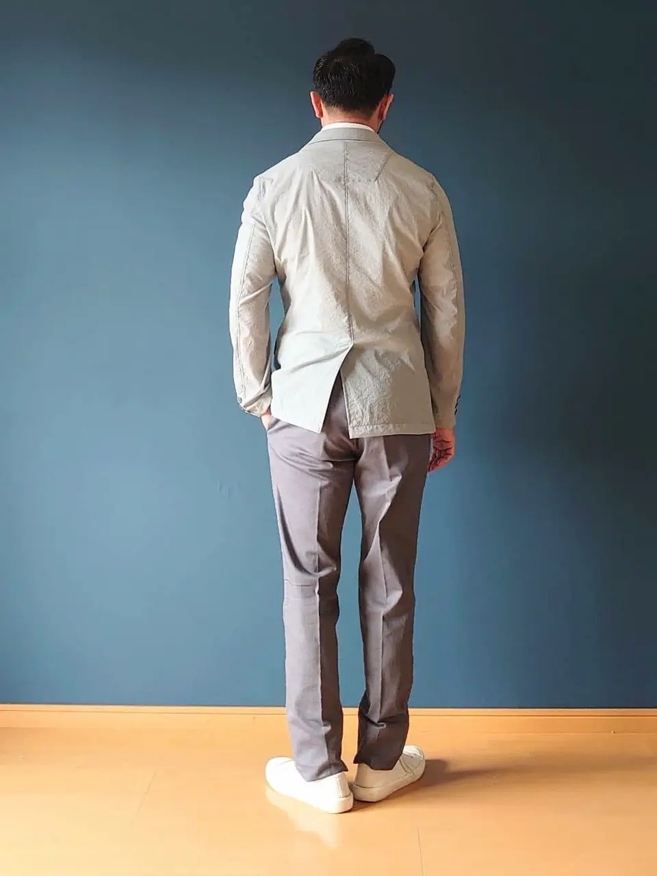 JOSEPH ABBOUD 安東 コーディネート画像