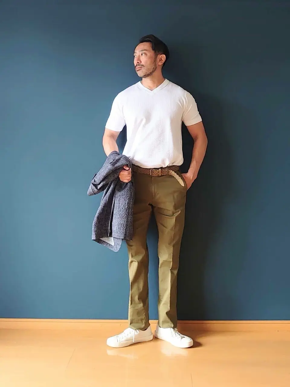 JOSEPH ABBOUD 安東 コーディネート画像