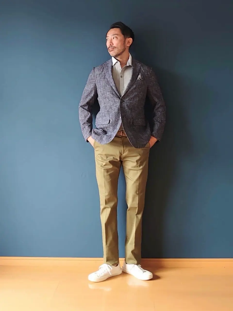 JOSEPH ABBOUD 安東 コーディネート画像