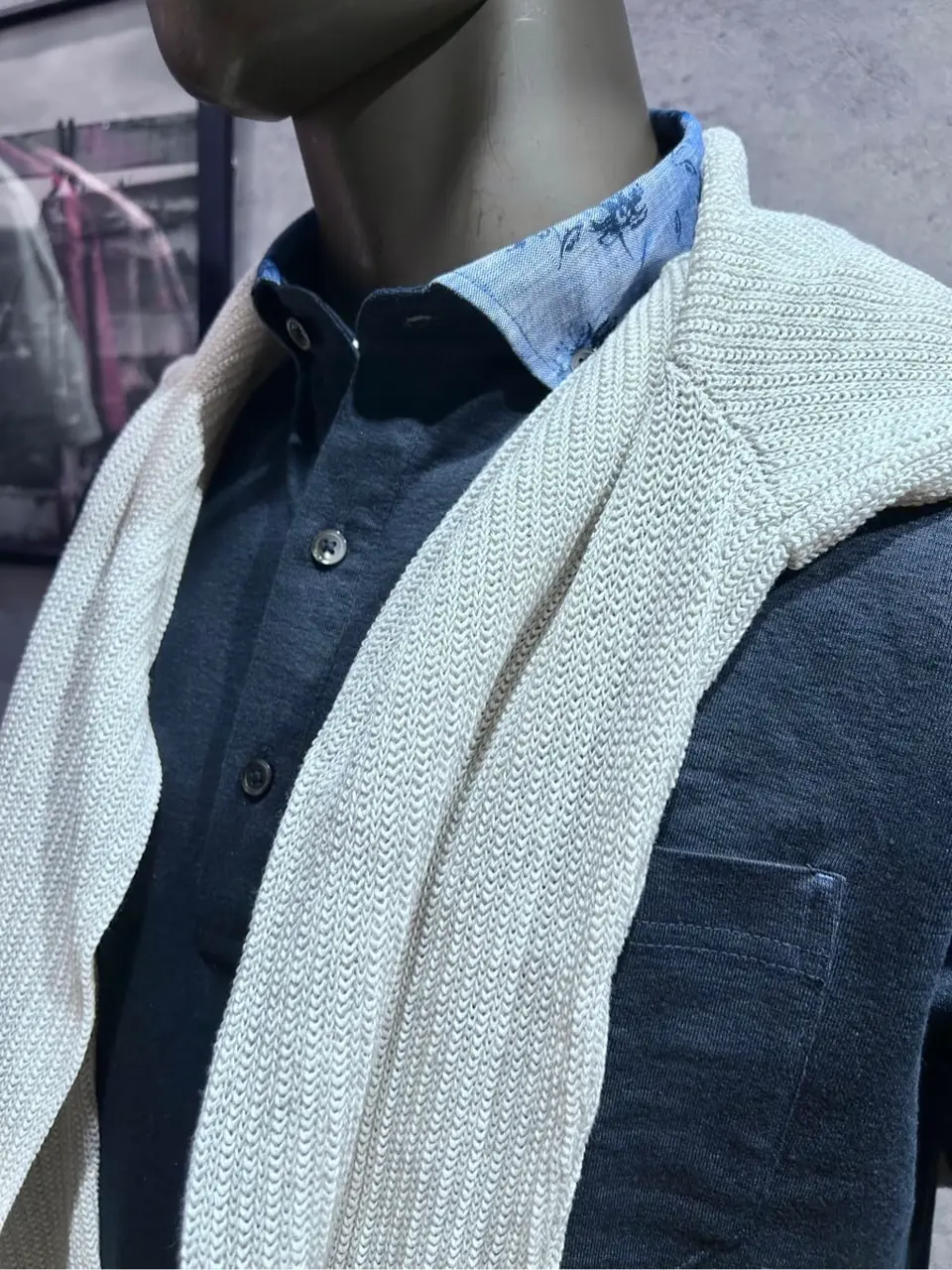 JOSEPH ABBOUD 二澤 コーディネート画像