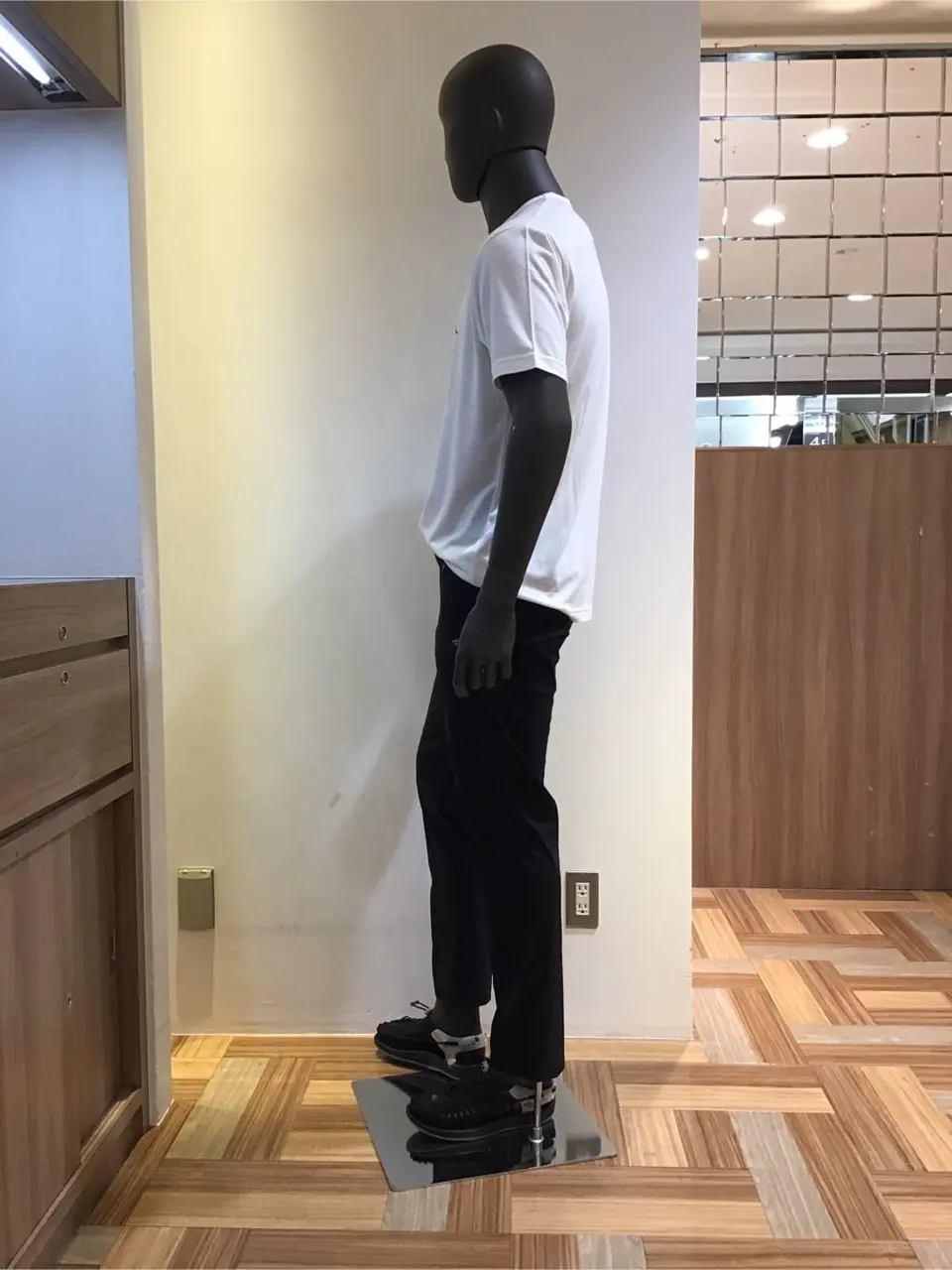 JOSEPH ABBOUD 小城 コーディネート画像