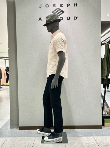 JOSEPH ABBOUD 上田 コーディネート画像