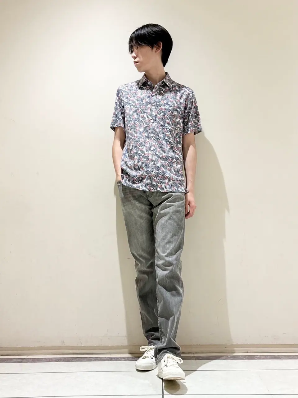 JOSEPH ABBOUD 近藤 コーディネート画像