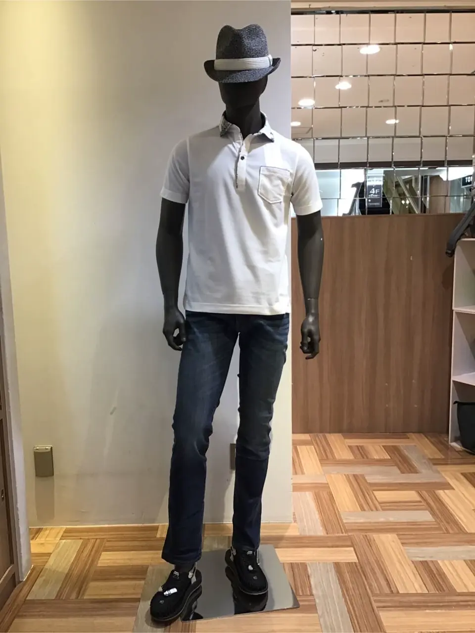 JOSEPH ABBOUD 小城 コーディネート画像