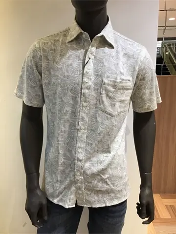 JOSEPH ABBOUD 小城 コーディネート画像