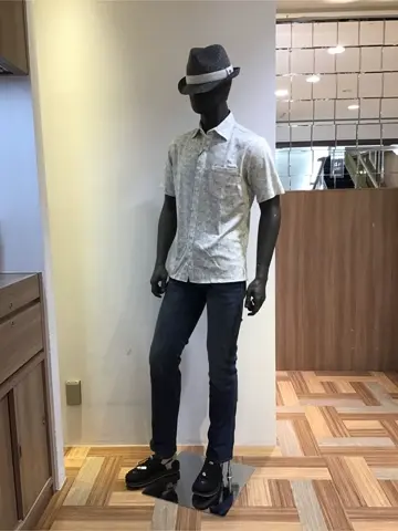 JOSEPH ABBOUD 小城 コーディネート画像