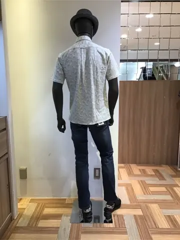 JOSEPH ABBOUD 小城 コーディネート画像