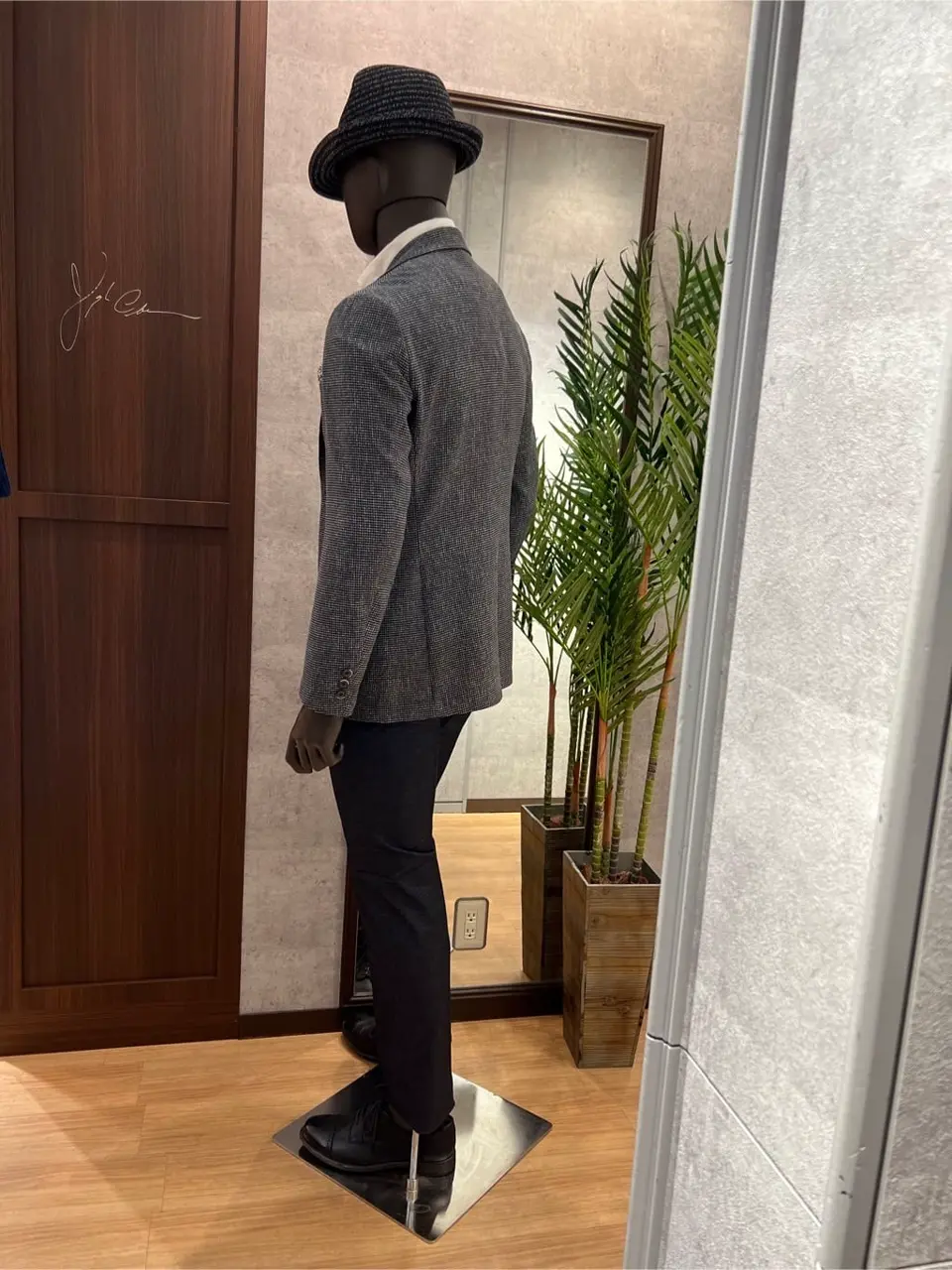 JOSEPH ABBOUD 上條 コーディネート画像