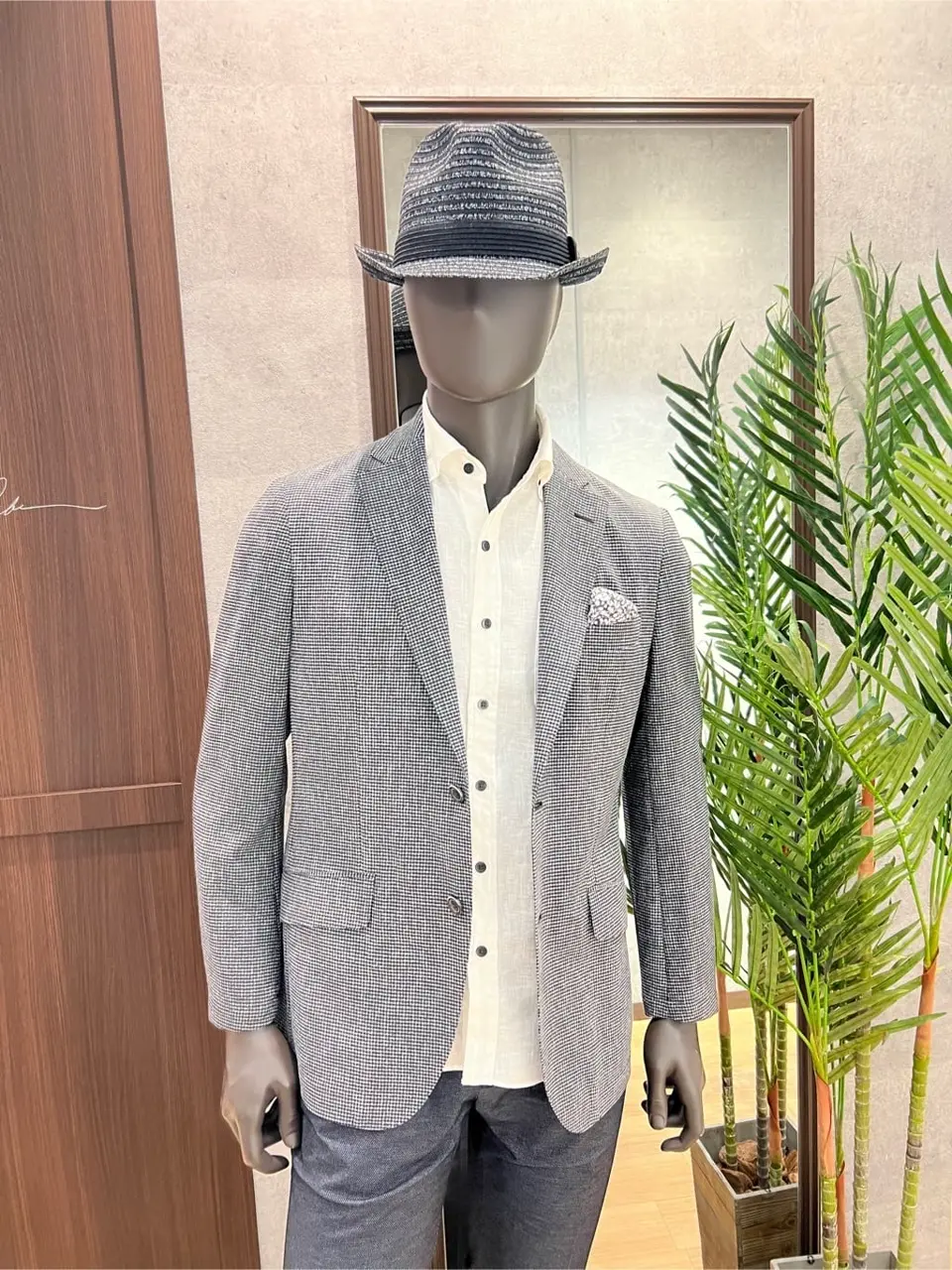 JOSEPH ABBOUD 上條 コーディネート画像