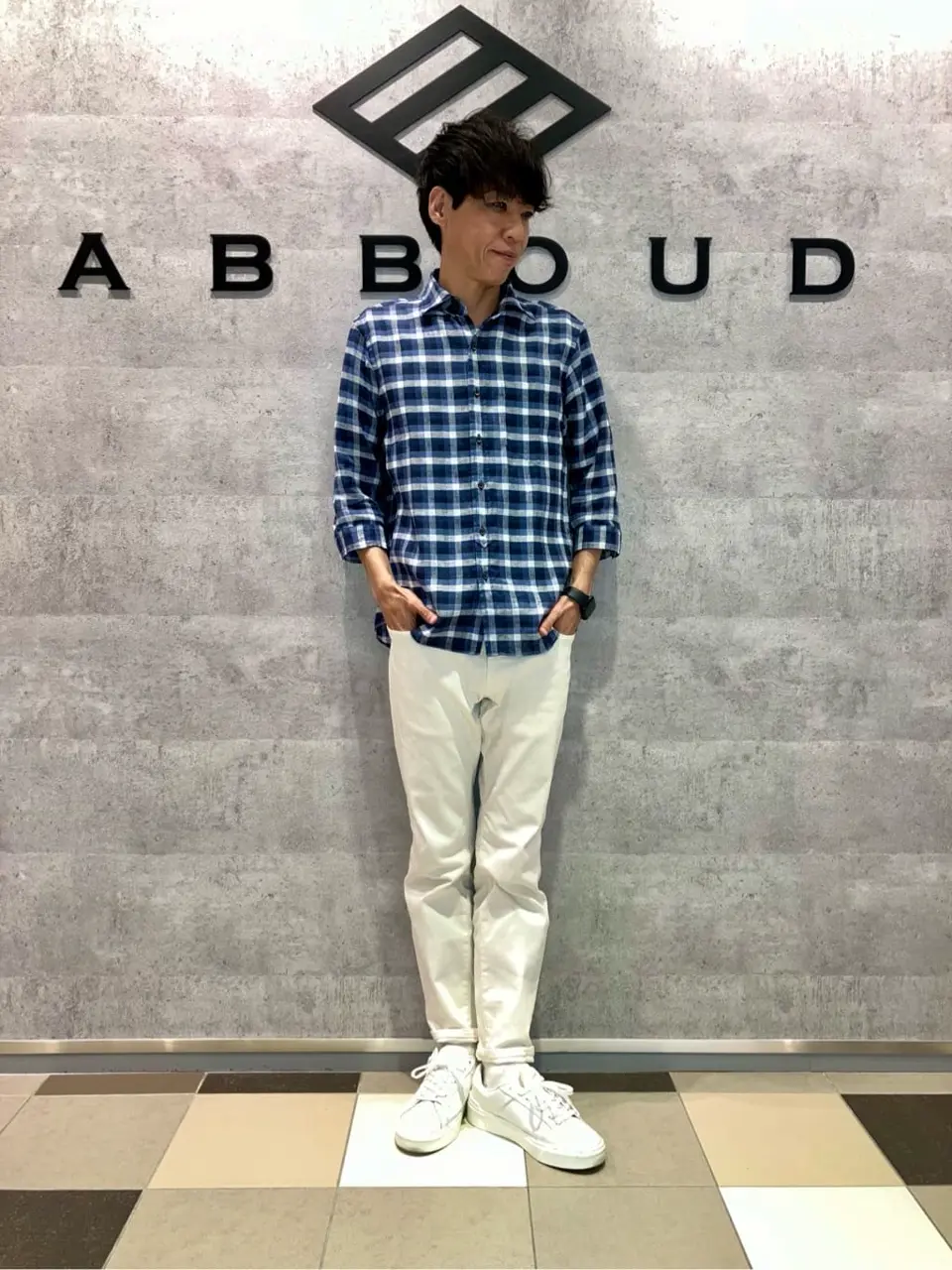 JOSEPH ABBOUD 足立 コーディネート画像