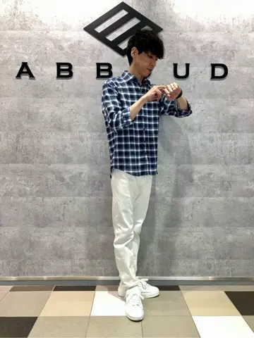 JOSEPH ABBOUD 足立 コーディネート画像