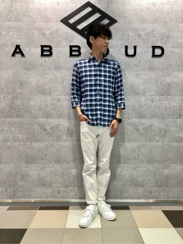 JOSEPH ABBOUD 足立 コーディネート画像