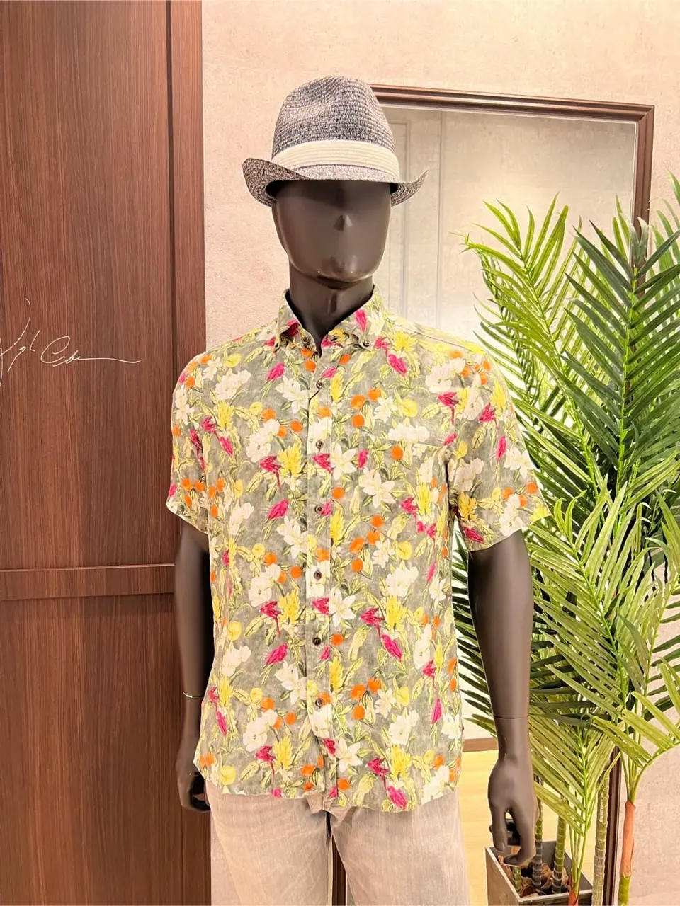 JOSEPH ABBOUD 上條 コーディネート画像