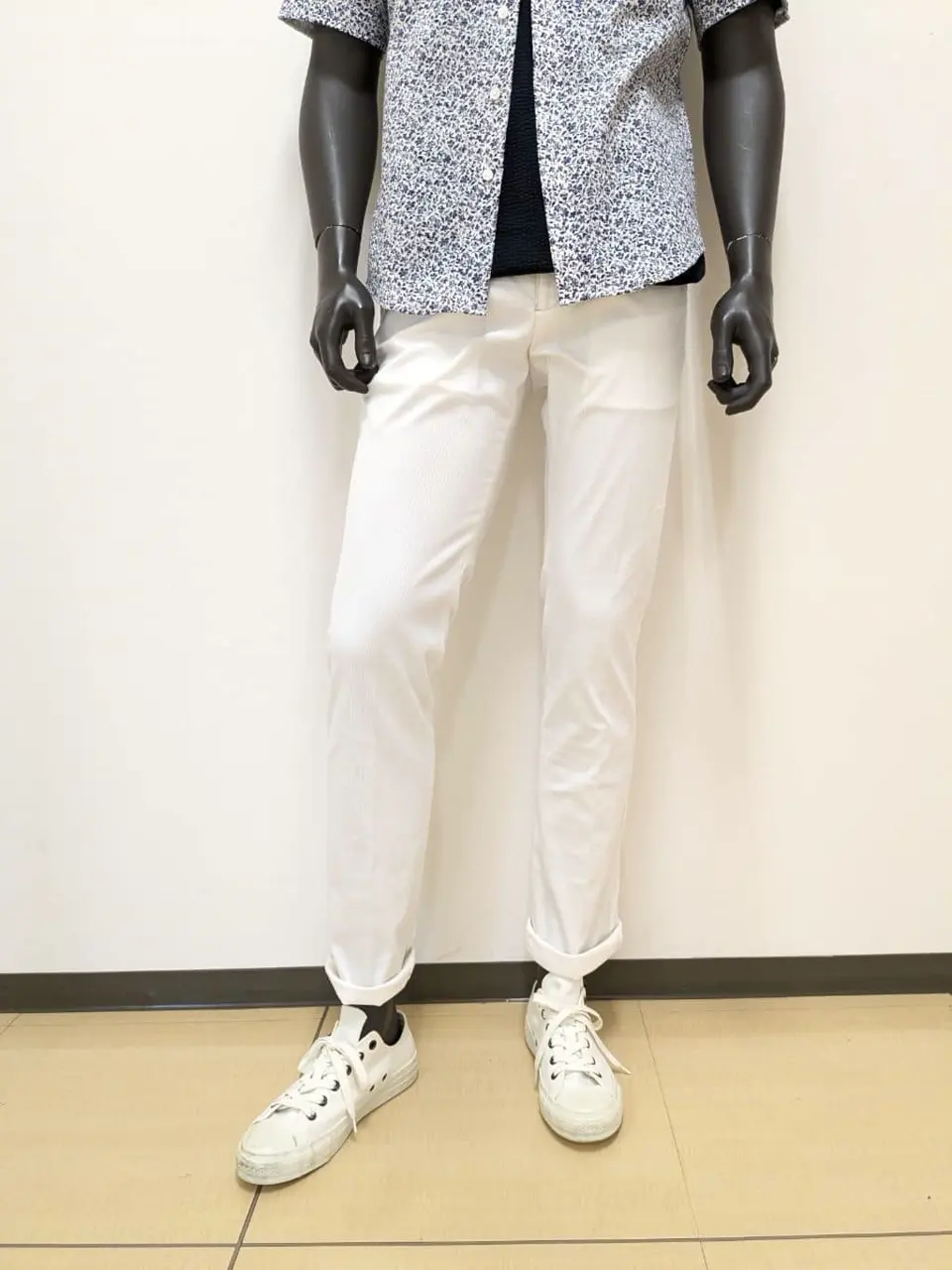 JOSEPH ABBOUD 大久 コーディネート画像