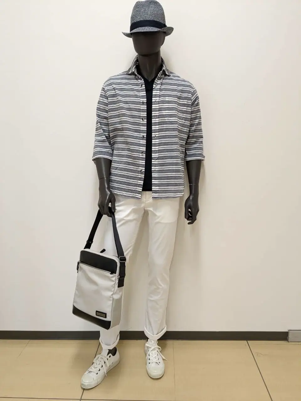 JOSEPH ABBOUD 大久 コーディネート画像