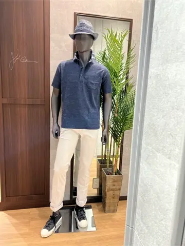 JOSEPH ABBOUD 上條 コーディネート画像