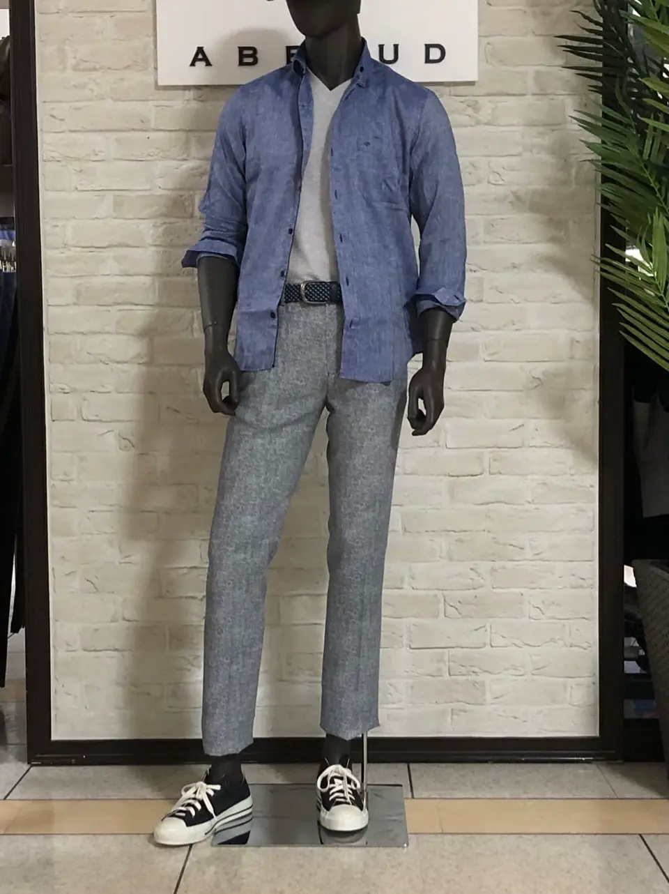 JOSEPH ABBOUD 山口 コーディネート画像