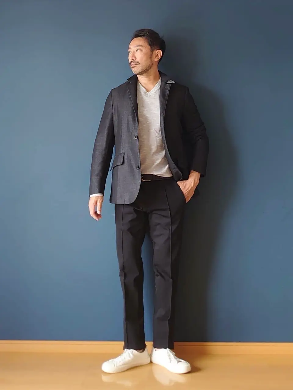 JOSEPH ABBOUD 安東 コーディネート画像