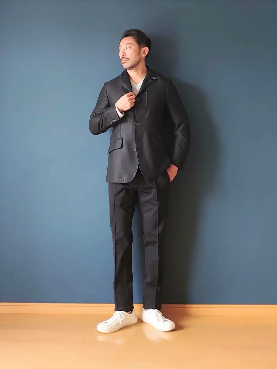 JOSEPH ABBOUD 安東 コーディネート画像