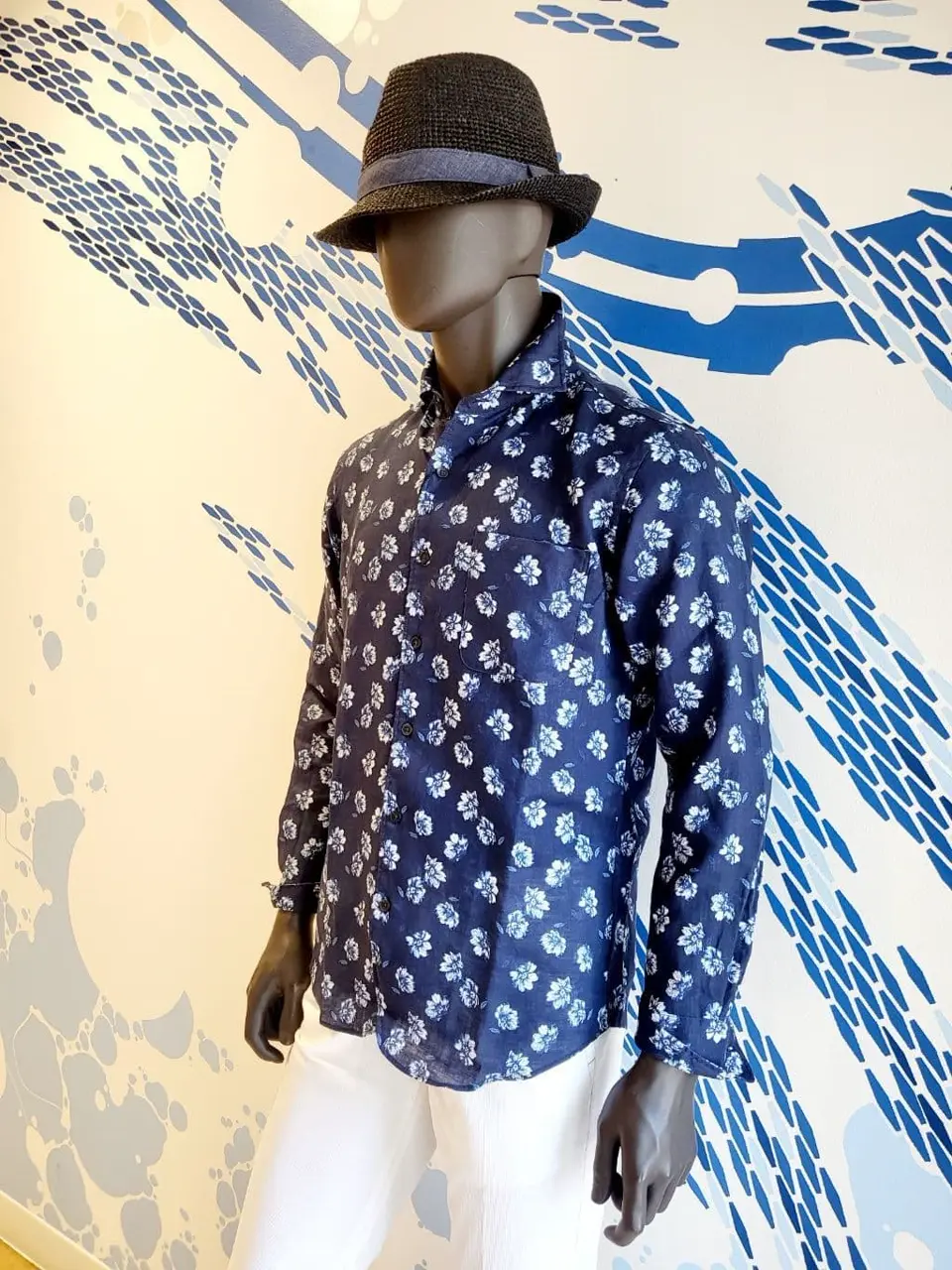 JOSEPH ABBOUD 亀井 コーディネート画像