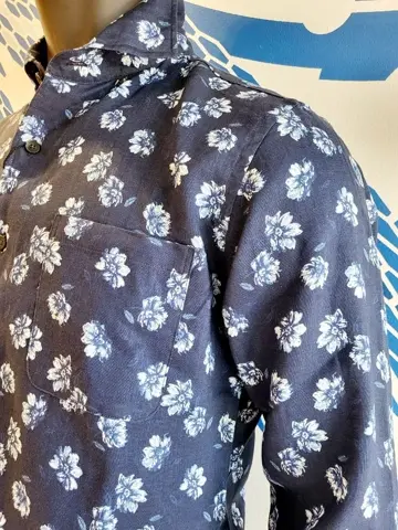 JOSEPH ABBOUD 亀井 コーディネート画像