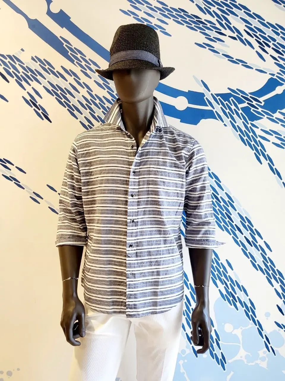 JOSEPH ABBOUD 亀井 コーディネート画像