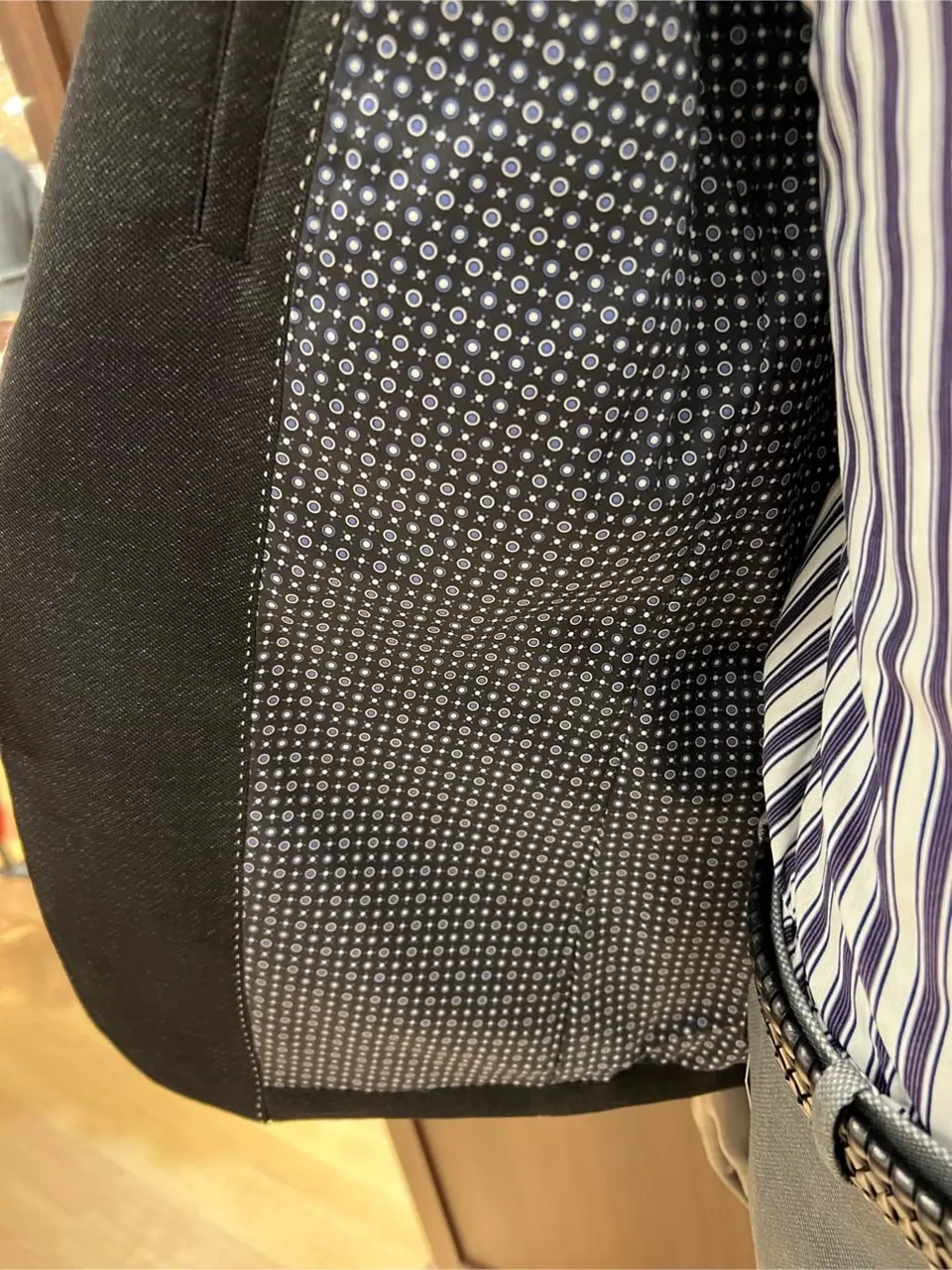 JOSEPH ABBOUD 上條 コーディネート画像