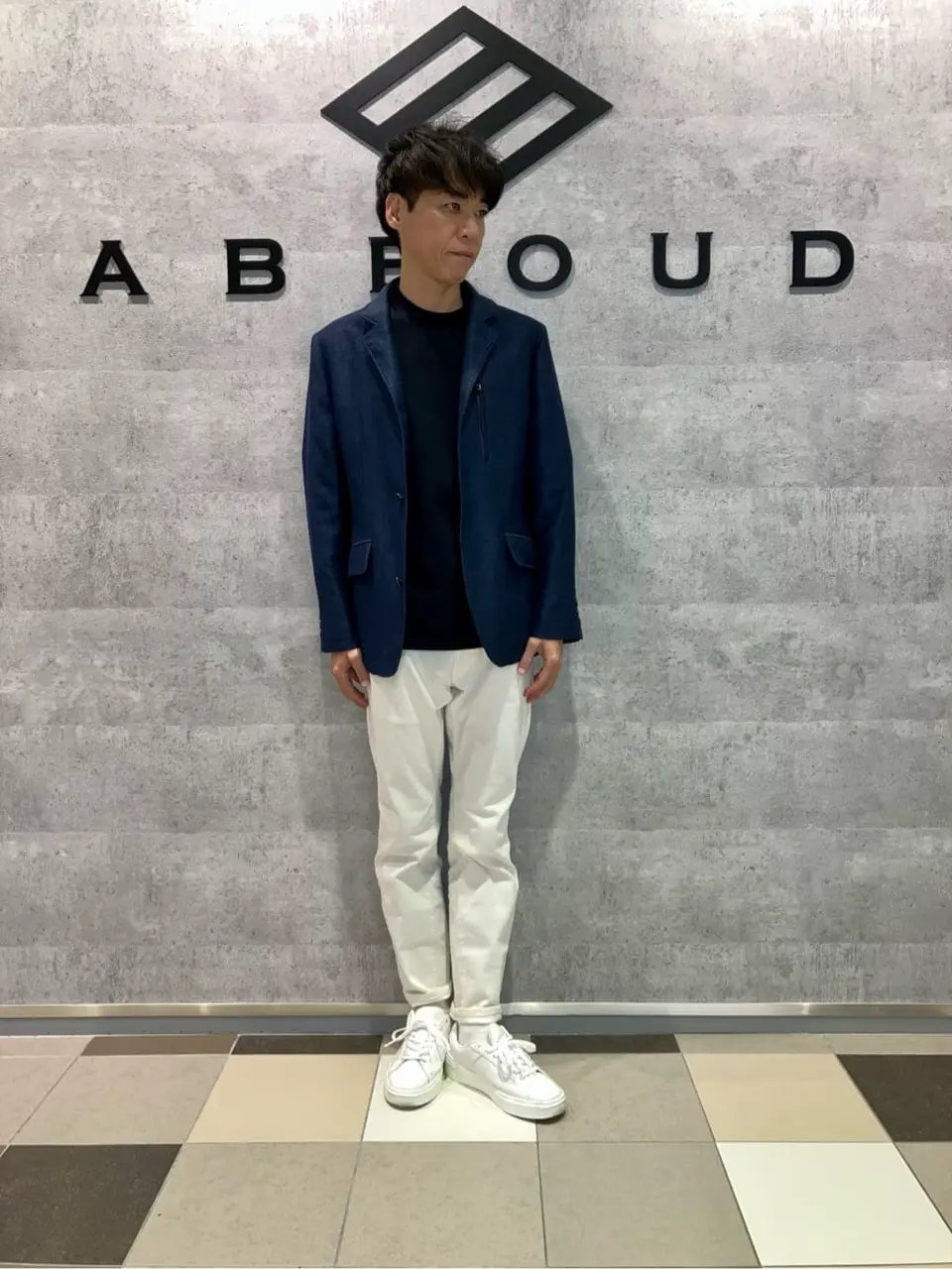 JOSEPH ABBOUD 足立 コーディネート画像