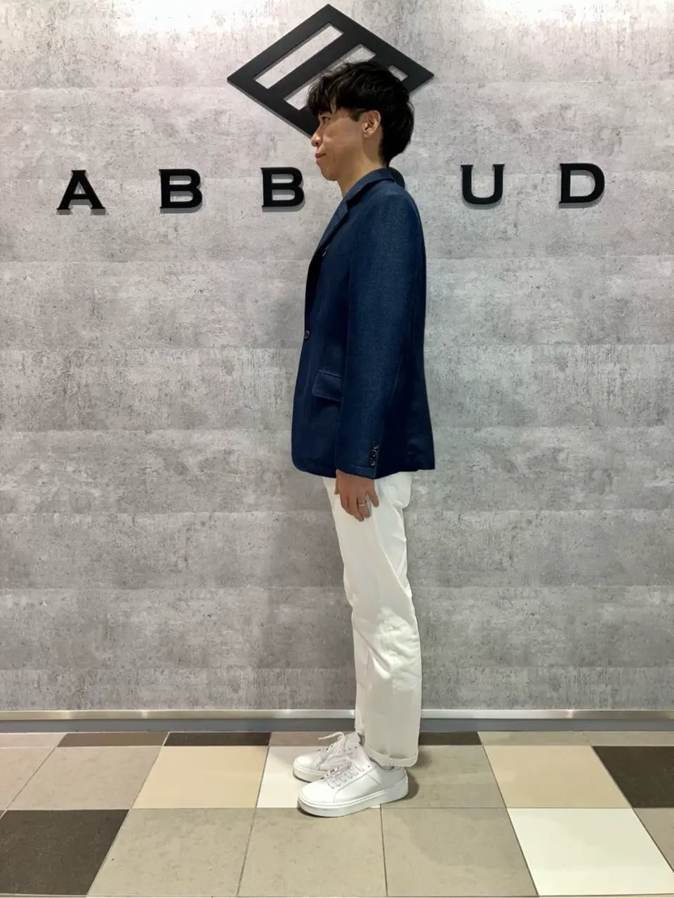 JOSEPH ABBOUD 足立 コーディネート画像