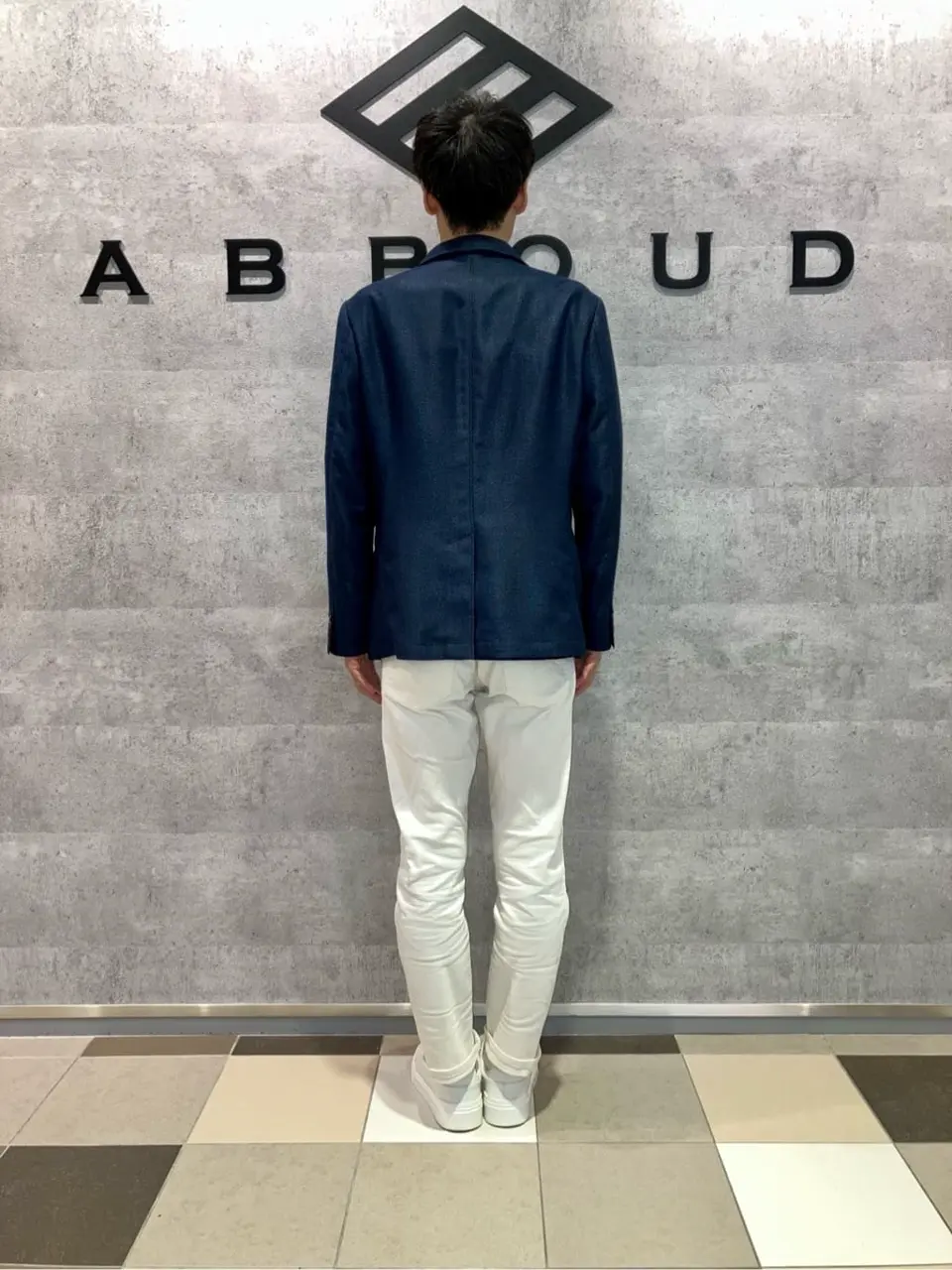 JOSEPH ABBOUD 足立 コーディネート画像