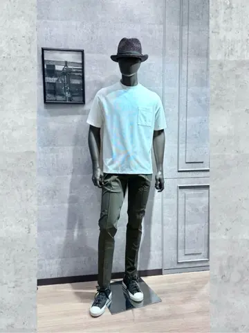 JOSEPH ABBOUD 二澤 コーディネート画像