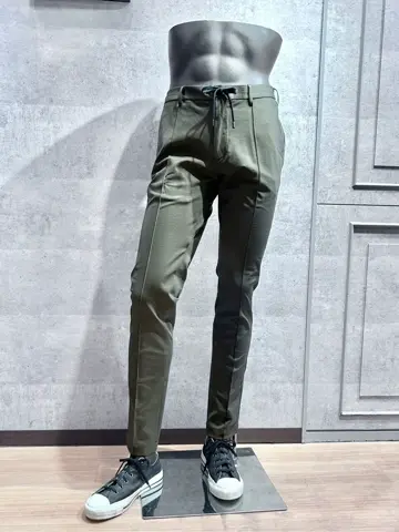 JOSEPH ABBOUD 二澤 コーディネート画像