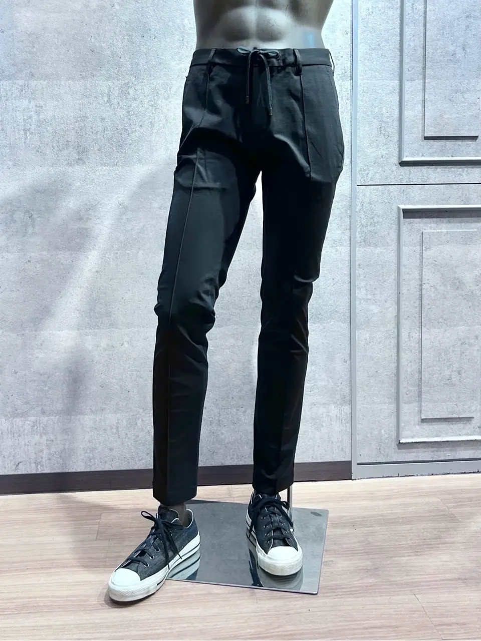 JOSEPH ABBOUD 二澤 コーディネート画像