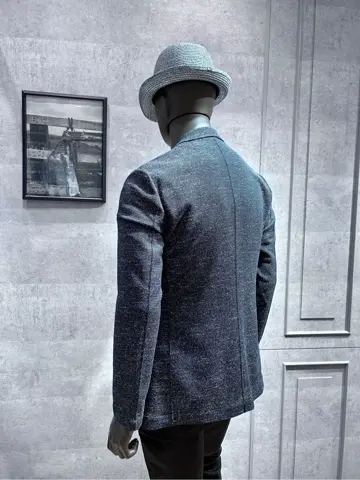 JOSEPH ABBOUD 二澤 コーディネート画像