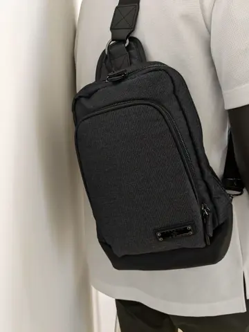 JOSEPH ABBOUD 大久 コーディネート画像