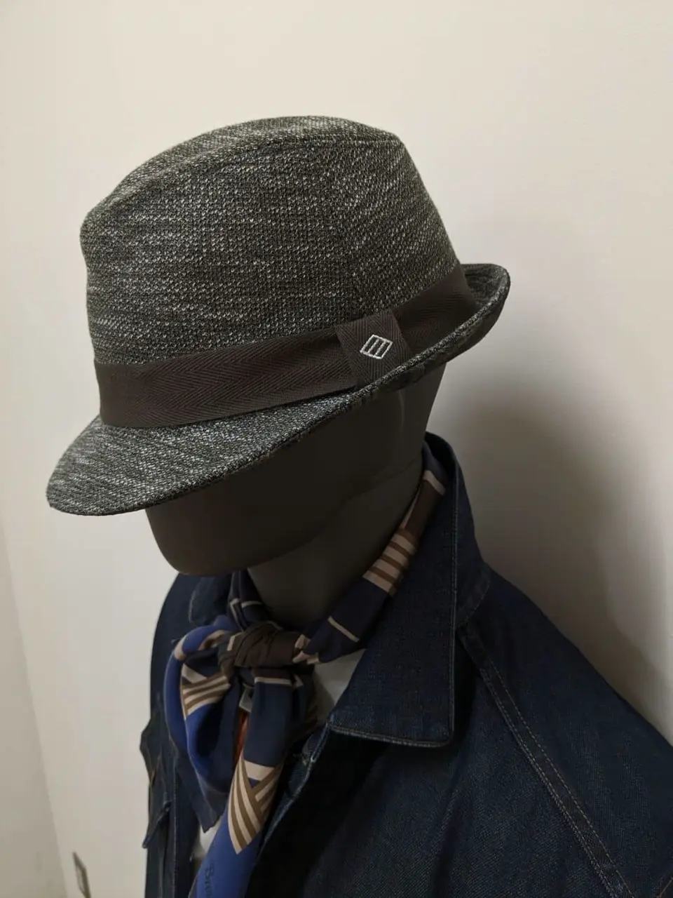 JOSEPH ABBOUD 大久 コーディネート画像