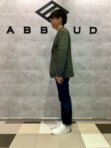 JOSEPH ABBOUD 足立 コーディネート画像