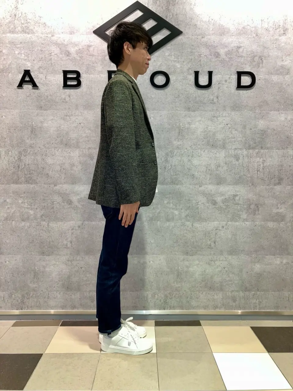 JOSEPH ABBOUD 足立 コーディネート画像