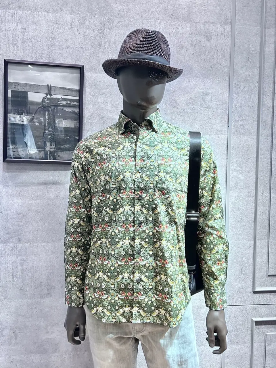 JOSEPH ABBOUD 二澤 コーディネート画像